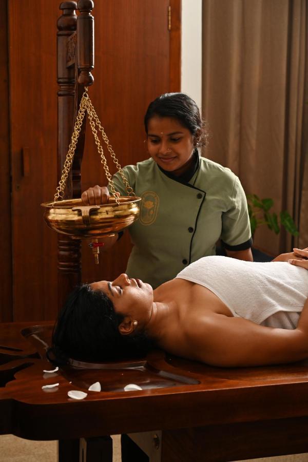Hotel The Sacred Lotus Ayurveda Wellness Retreat Kochi Exteriér fotografie
